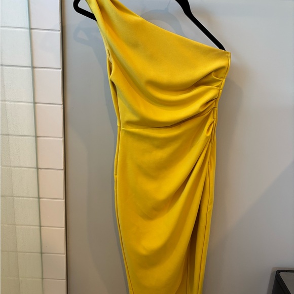 Premier Dresses & Skirts - Yellow One-Shoulder Draped Women’s Dress size 2